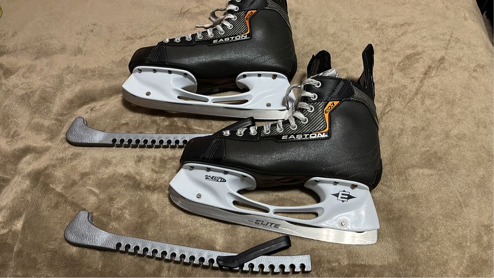Продам коньки хоккейные Easton