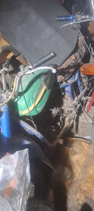 Продам на мотоцикл урал.