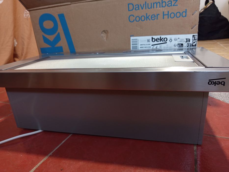 Vand hota Beko  noua