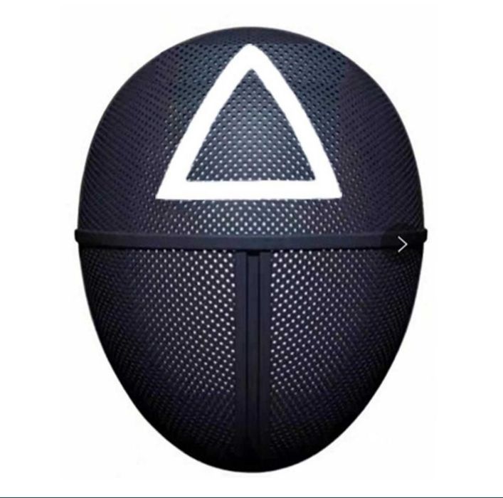 Plusuri si Jocul Gonggi Calamarului / Squid Game