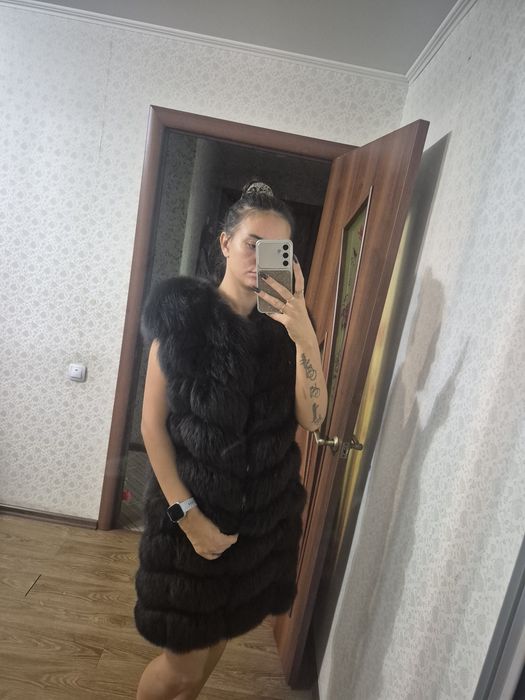 Продам жилетку песец