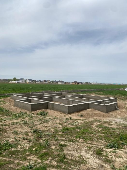 Заливаем бетон фундамент