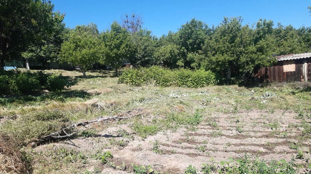 Срочно! Продается садовый дом с  бассейном, баней, 12 соток