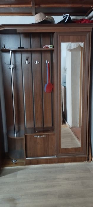 Шкаф для прихожей