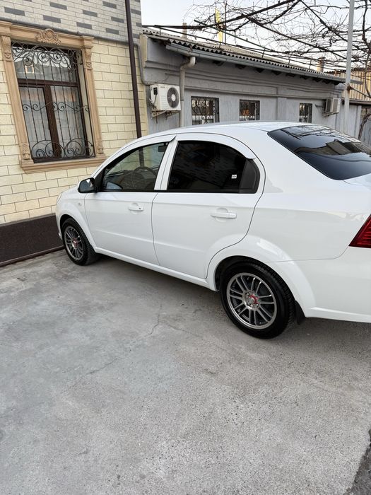 Нексия 3 автомат