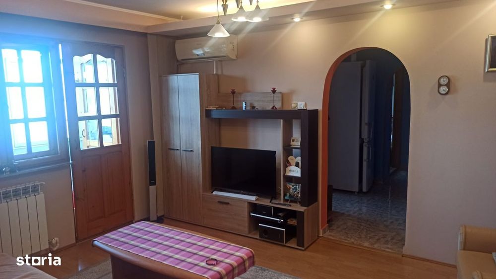 Inchiriez apartament 2 camere