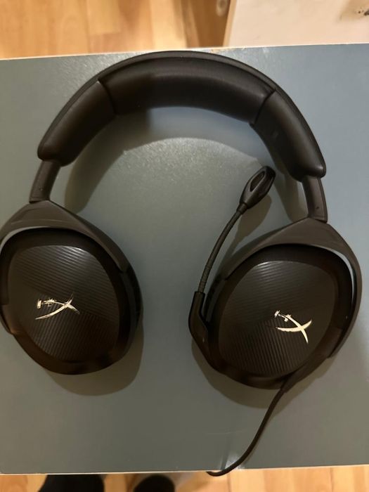 Продам игровые наушники Hyper x