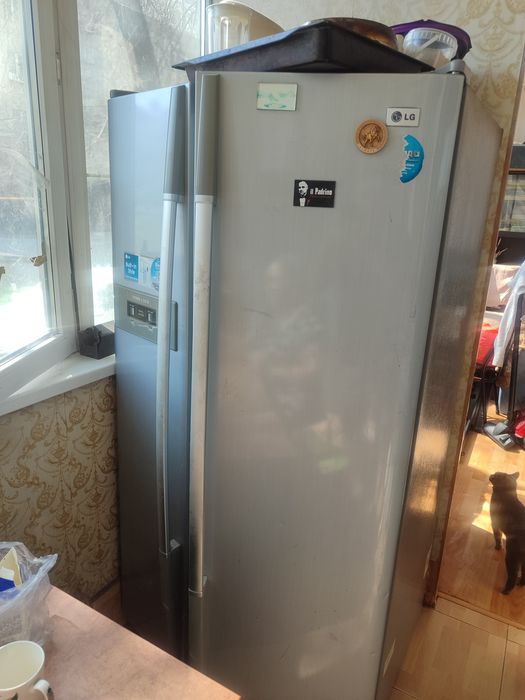 Продам холодильник LG двухдверный