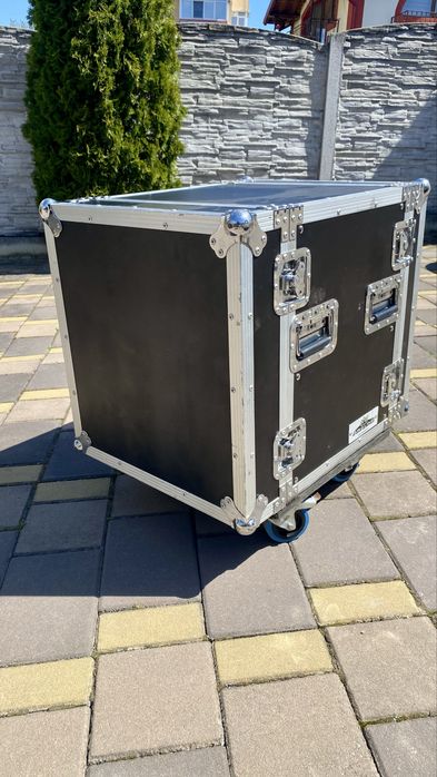 Rack case 10 U (Dynacord,fbt,rcf, L Acoustics)