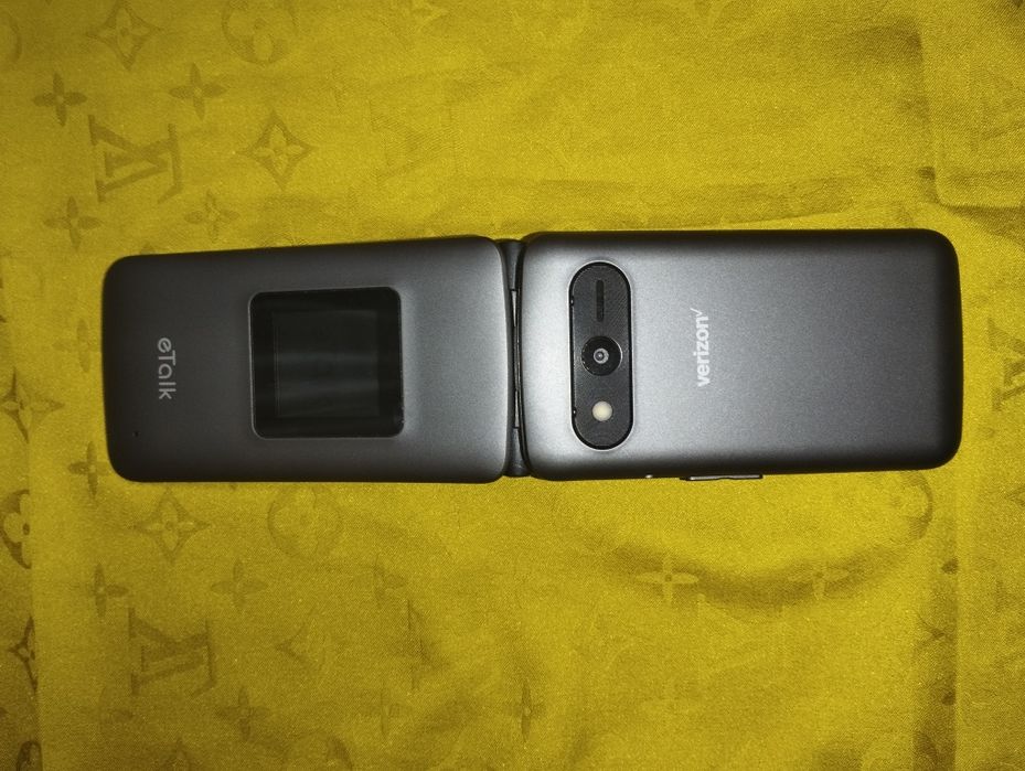 Assalom alekum Telefon Sotiladi Original Verizon Japan