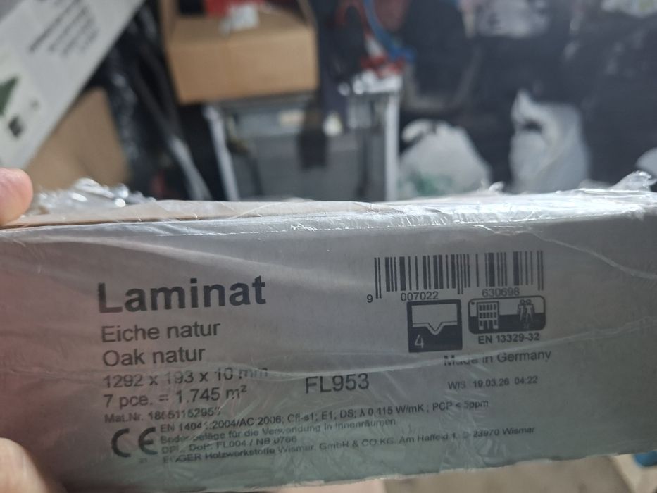 Parchet laminat  nou sigilat