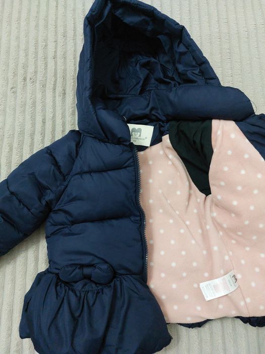 Продам куртку для девочки на осень