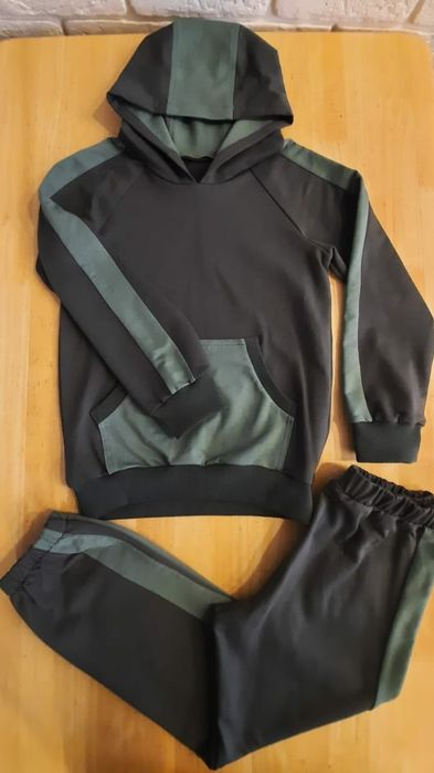 Спортивный костюм