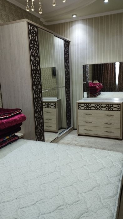 3х комнатная квартира. Метро Ойбек