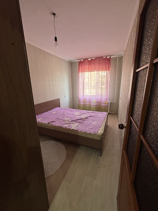 Сдам 2 комн квартиру семейным