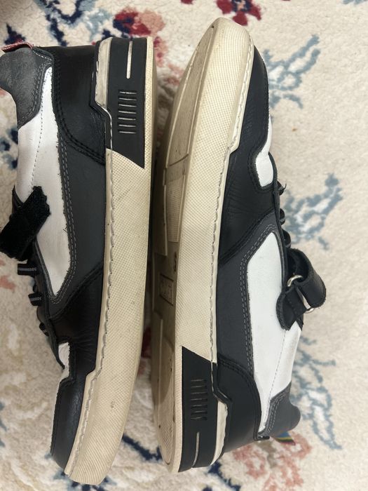 Школьные туфли Tiflani