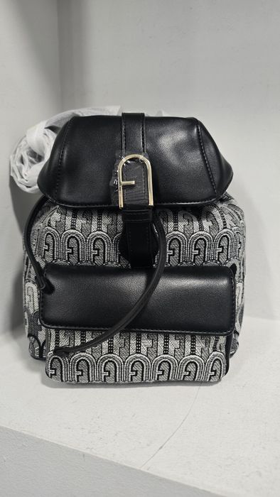 Furla раница нова