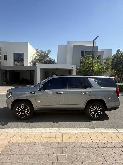 GMC YUKON Авто в хорошем состоянии, обслуживался официальным дилером