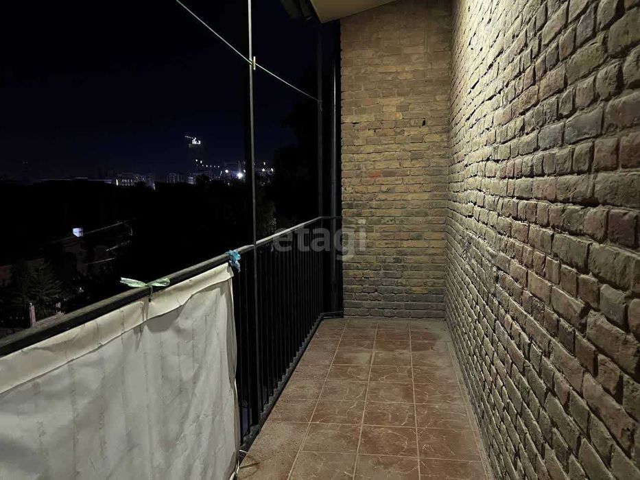 Высоко потолочный дом 4/3/3, 110 м² кирпич, ремонт, мебель и техника=