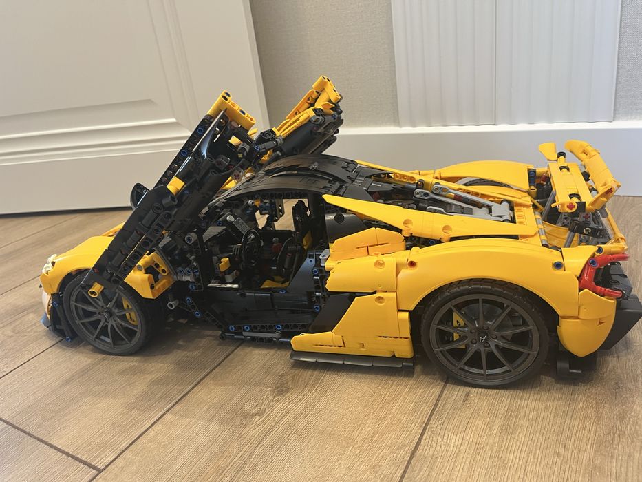 Продам лего mclaren p1 3893+ деталей