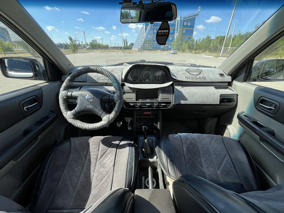 Продам Nissan X-trail 2002года