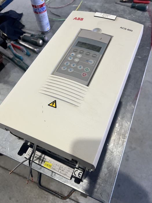 Инвертор 4 кВ ABB/честотен регулатор