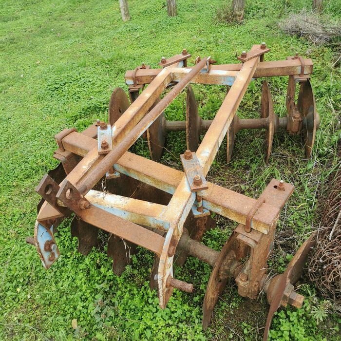 Продавам селскостопанска техника