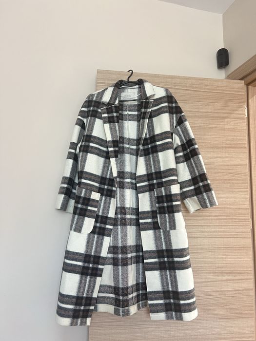 Палто Stradivarius