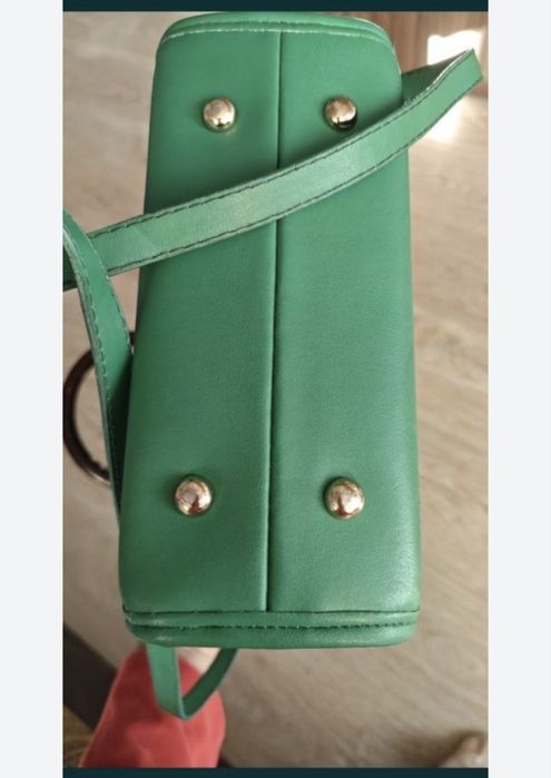 Чанти от различни марки Fendi, Karl Lagerfeld, Guees.