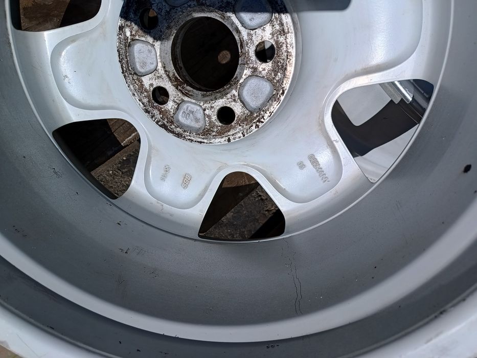 16 цола 5 х 100 мм Фолксваген / Ауди - 6,5 инча / ЕТ 42