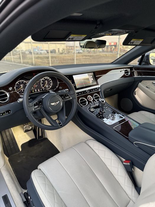 Vand Bentley Continental GT V8S , Cristale,  4.0L, 2022, 38 mii km !