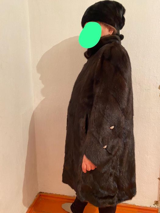 Продам норковую шубу