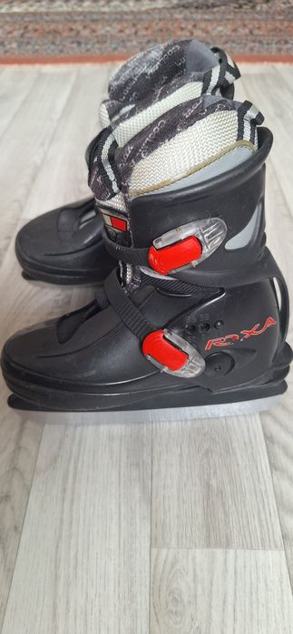 Продам коньки детские