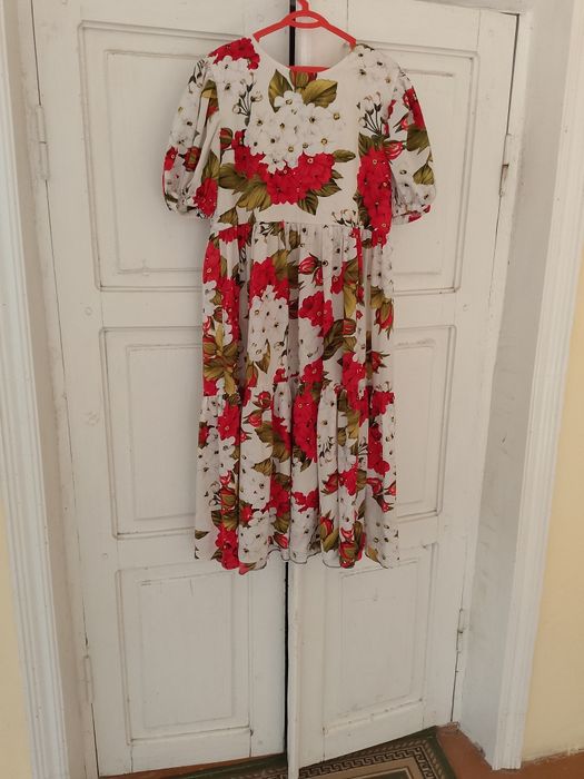 Yangi kiyimla kop kiyilmagan holati zor