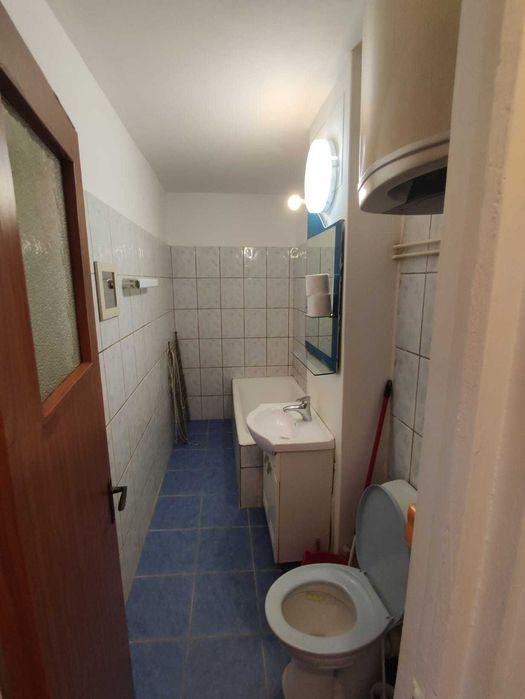 Proprietar, persoana fizică, particular vând sau închiriez garsonieră, centrală termică, Militari, la Metrou Gorjului, Lujerului, dec,str. Răsăritului
