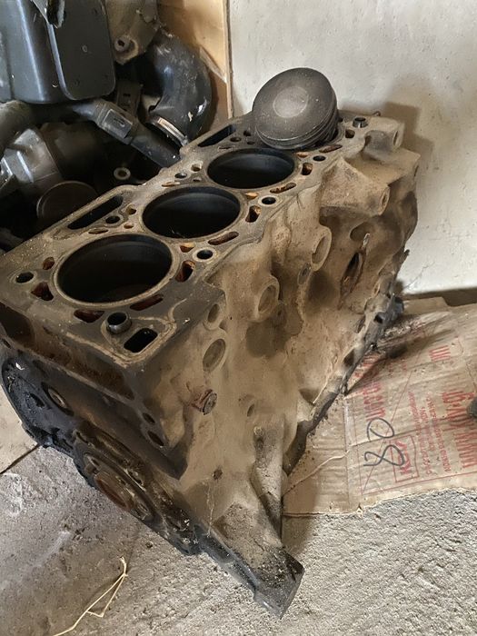 Продам блок Peugeot 307 1,6