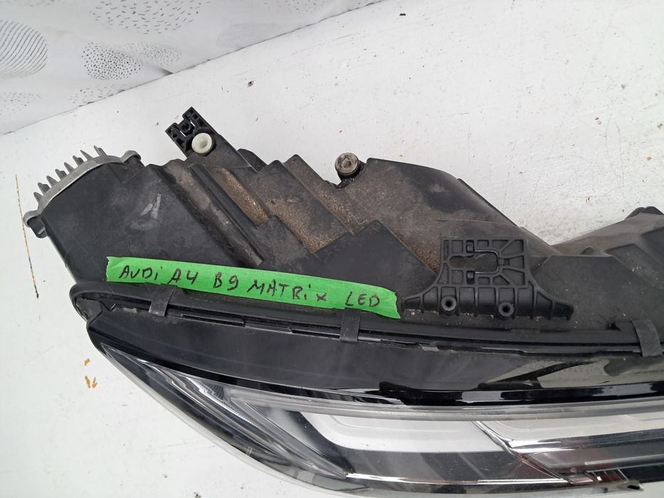 Фар Audi A4 B9 Matrix Led