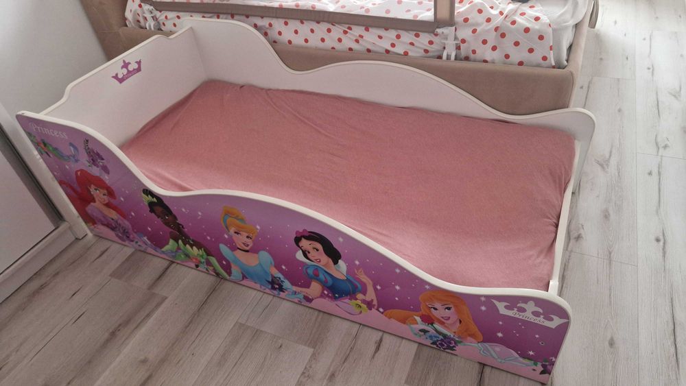 Vand patut copil cu printese 160x80