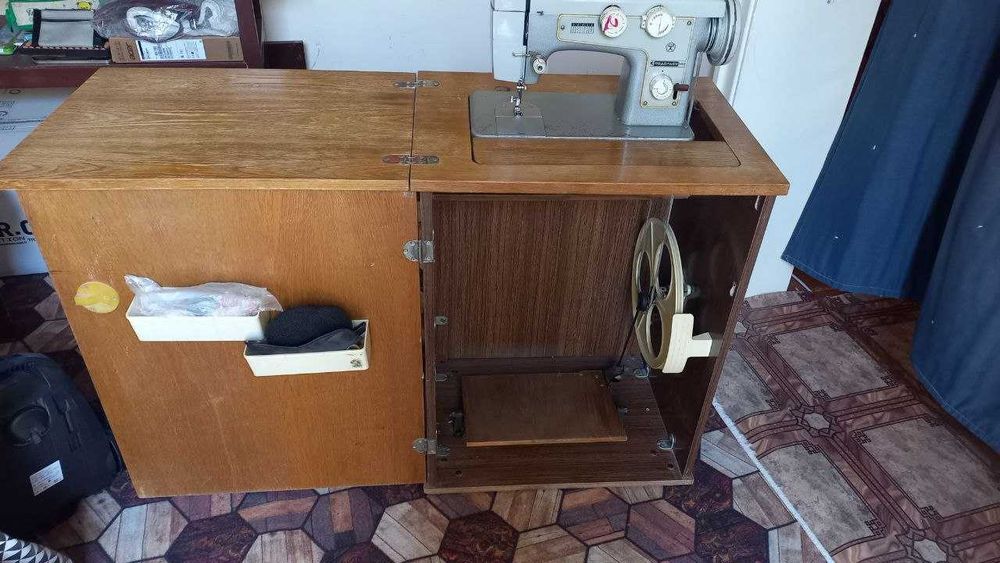 Швейная машинка для дома