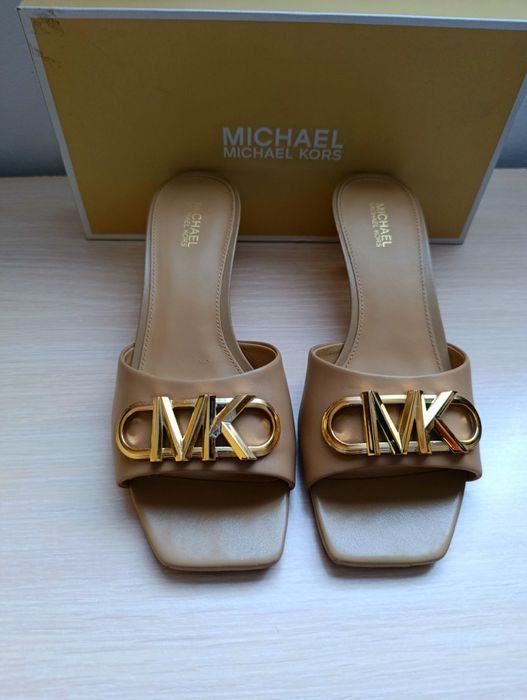 Кожени чехли Michael Kors