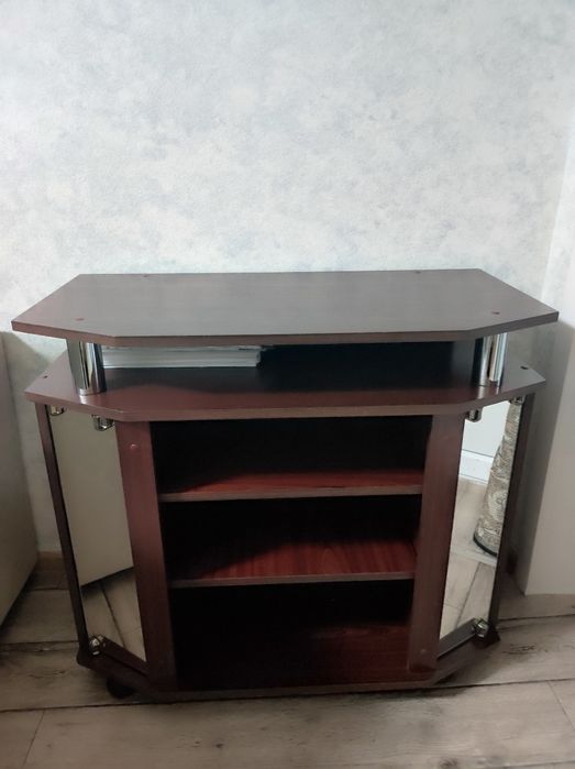Тумба под телевизор