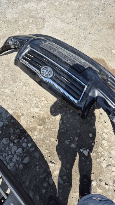 Предна броня за Тойота Авенсис Т25 2002- 2006г