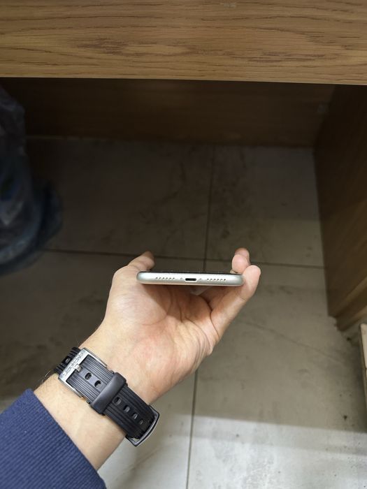 Iphone 11 128GB радной