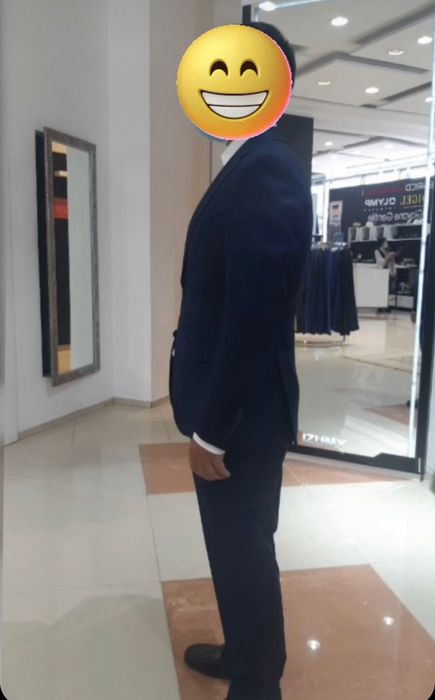 Продается мужской костюм 48 размер