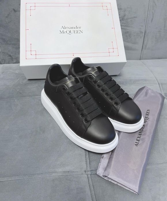 Adidasi Alexander Mcqueen negri albi piele naturala