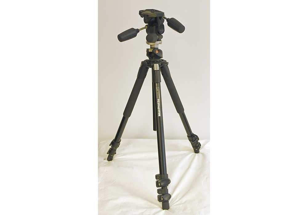 Trepied Manfrotto 190XPROB cu cap 804RC2