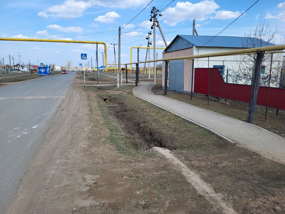 Частный дом в пригороде