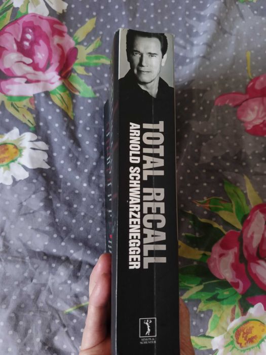 Книга на английски език