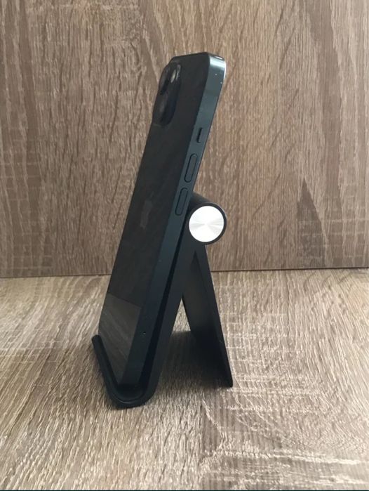 Продается айфон 13 128гб срочно