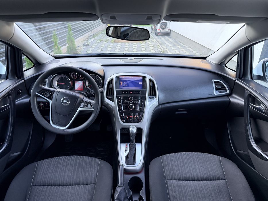 Opel Astra J 2.0 Diesel Automata 2013